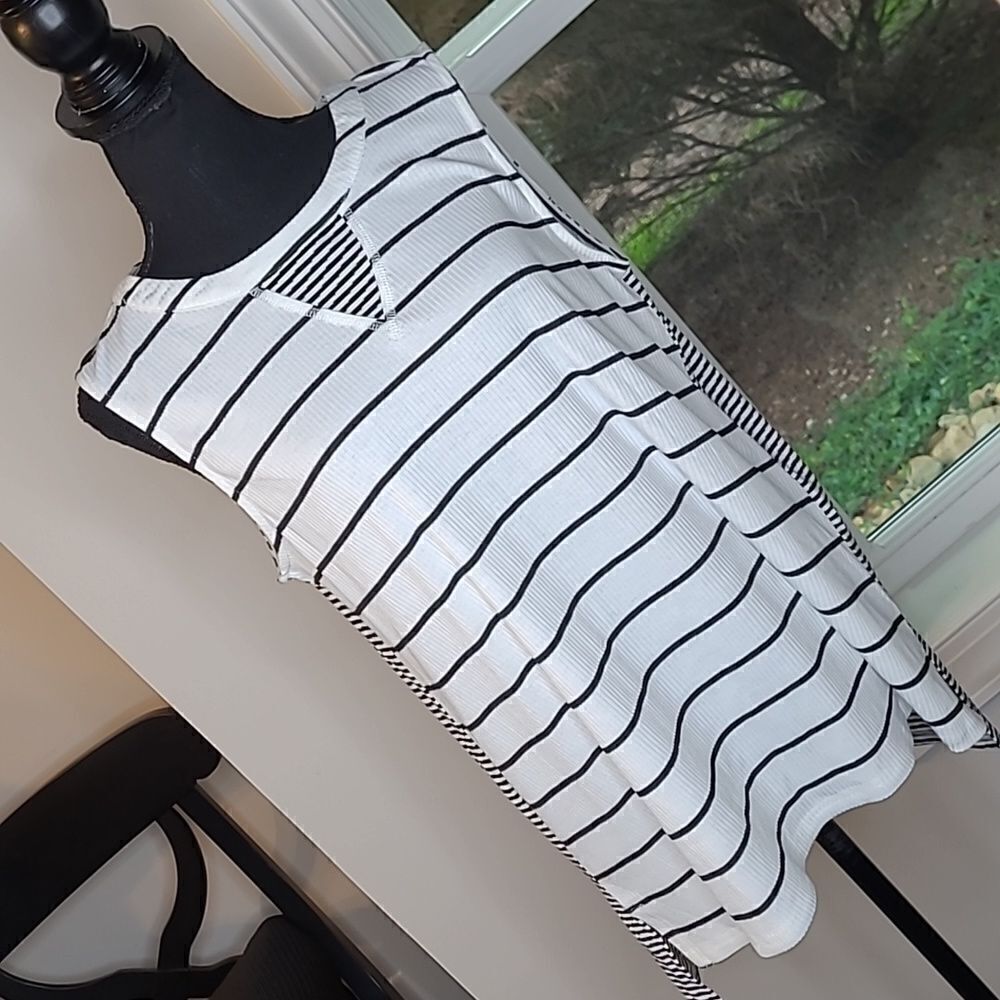 Doe & Rae sz L stripped tunic hi low hem
